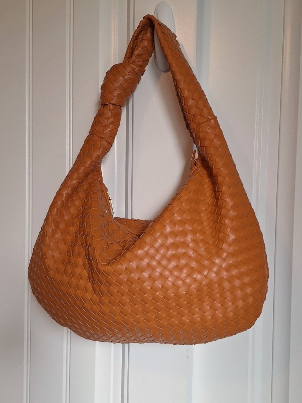 Melie Bianco Brigitte Woven Faux Leather Shoulder Bag Natural (Pen marks inside) - Picture 4 of 14